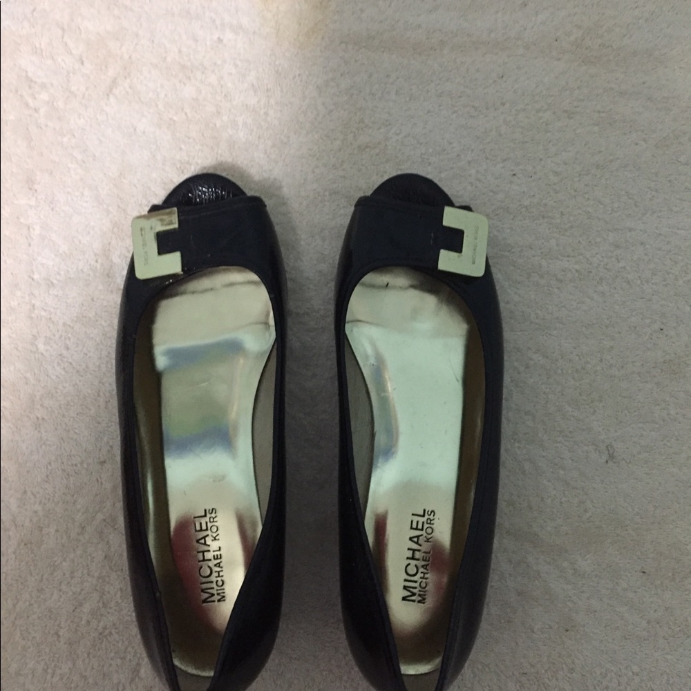 Micheal kors black wedge shoes